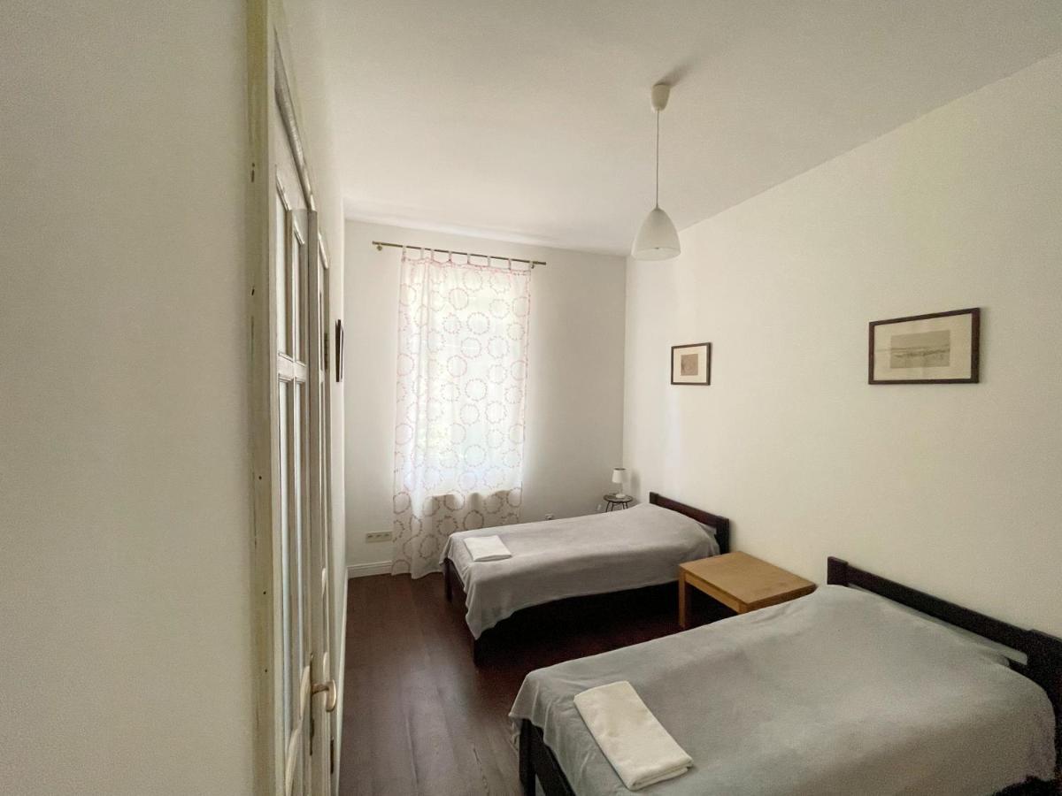 Old Lviv Apartment Екстер'єр фото